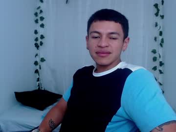 [17-09-22] derek_021 show with toys from Chaturbate.com