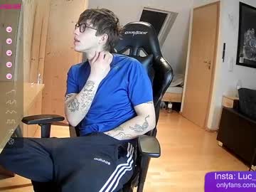 [26-11-22] johnny2000x chaturbate public show