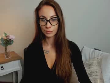 [19-04-23] charlottebeauty public webcam from Chaturbate