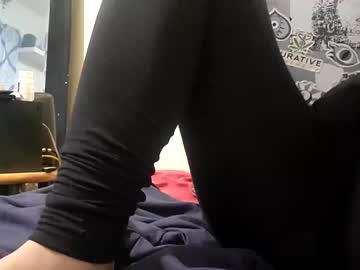 [25-04-24] turnout210210 public webcam video from Chaturbate