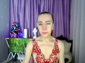 [10-01-25] queen_a_n_i cam show from Chaturbate