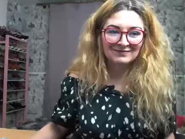 [12-04-22] helenvolga record private show video from Chaturbate