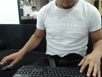 [09-05-22] curious_friends public show from Chaturbate.com