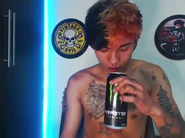 [23-06-22] tyker_collins record public show from Chaturbate.com
