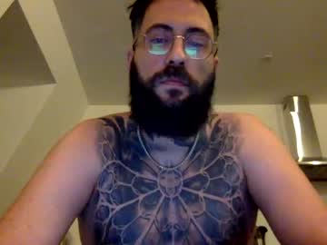 [02-05-22] beaubrun68 cam video from Chaturbate