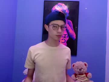 [21-11-22] daimond_twink cam video from Chaturbate.com