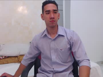 [09-05-23] mr_enzo20 record public show from Chaturbate.com