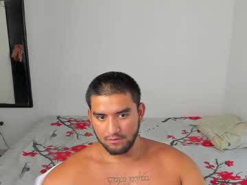 [15-04-23] drew_thompson public show from Chaturbate