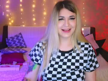 [18-05-23] pretty_blondi record public show from Chaturbate