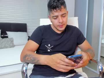 [27-04-22] derrick_may record cam show from Chaturbate