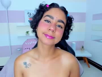 [02-07-22] gaby_little public show from Chaturbate.com