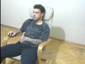 [29-12-22] hot_boy1331 public show video from Chaturbate