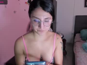 [06-05-22] juli_delig blowjob show from Chaturbate