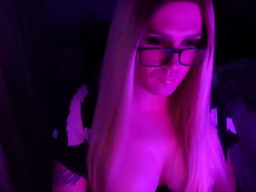 [22-11-22] bigtitmelis cam video from Chaturbate