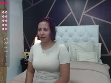 [01-03-22] mature_vicky public show from Chaturbate