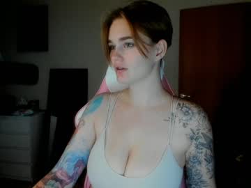 [18-11-24] annaroading record public show from Chaturbate