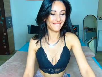 [26-04-24] lilitwell public show video from Chaturbate