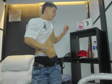 [15-02-24] juniormorris_ chaturbate public show