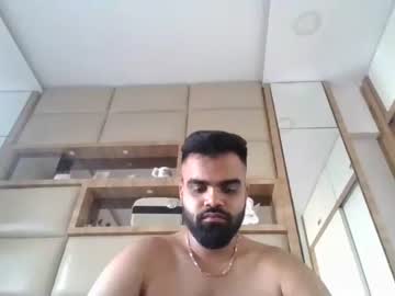 [25-12-23] brownstud95 video with dildo