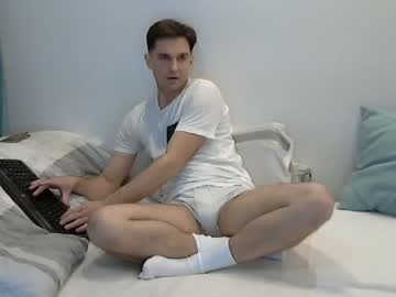 [05-04-23] mattyrush video with dildo from Chaturbate