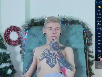 [26-12-22] theo_man cam video from Chaturbate