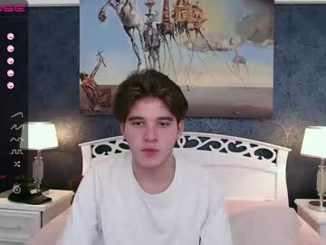 [03-06-22] vinnie_sweet record video with toys from Chaturbate