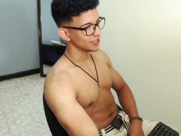 [17-02-23] willieraydick20 show with toys from Chaturbate