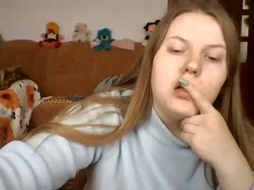 [17-04-22] angelika_sweet20 public webcam video from Chaturbate