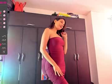 [13-02-22] skinnytinyy2 public webcam from Chaturbate