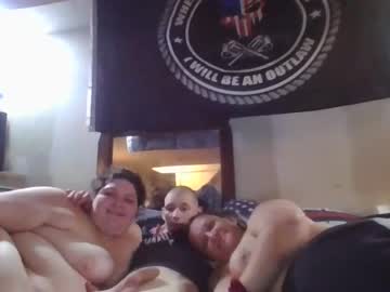 [26-01-22] thehotcouple2020 public webcam from Chaturbate