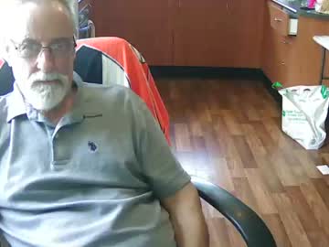 [07-05-22] steveasusual public webcam from Chaturbate