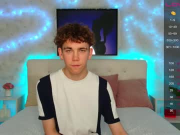 [23-03-23] bobbypatterson_ record public show from Chaturbate