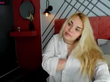 [02-01-22] adda_white cam video from Chaturbate