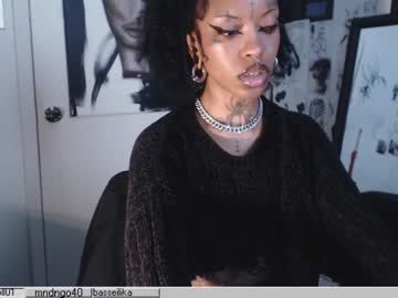 [25-03-24] cyb3rdoll01 record public show from Chaturbate