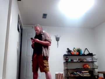 [24-04-23] make_me_grow video from Chaturbate