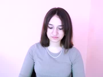 [22-02-22] adriana_shy public show from Chaturbate