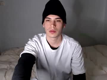 [11-02-23] andryck_19cm public show video from Chaturbate.com