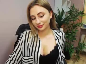 [17-02-22] xperfectlaura private show from Chaturbate