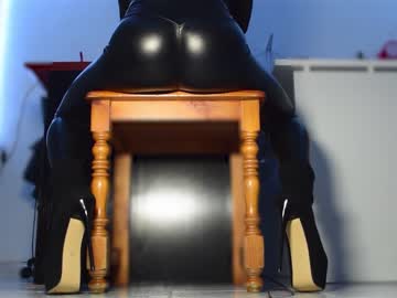 [01-07-23] high_boots private XXX show from Chaturbate