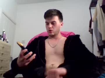 [08-11-22] lachy_20 private show from Chaturbate
