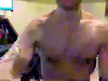 [18-05-23] giacomama public show video from Chaturbate.com