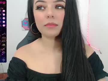 [25-11-22] baby_hot18_ public webcam from Chaturbate.com