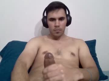 [31-01-22] kingstiner2 record public show from Chaturbate