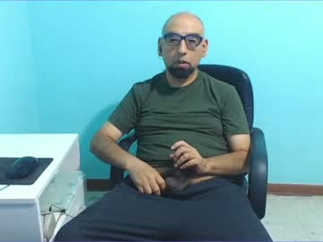 [26-11-23] dharnelux72 public show video from Chaturbate.com