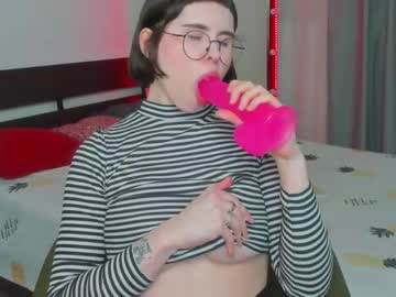 [12-04-23] zoe_moore_10 cam show from Chaturbate