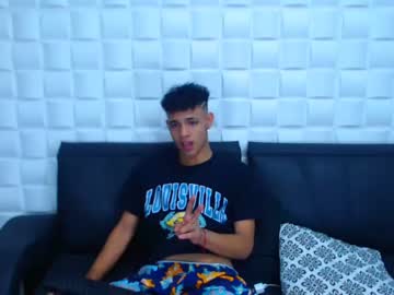[13-08-22] arees_reyyan video from Chaturbate