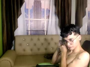 [10-06-22] patrick_dec cam show from Chaturbate.com