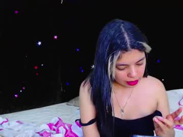 [04-02-23] _littlee_girl_ chaturbate video with dildo