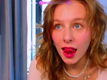 [18-05-24] lily_and_sofi_ public webcam video from Chaturbate