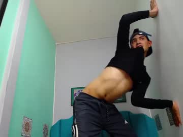 [28-08-22] diego_ambro1 cam video from Chaturbate